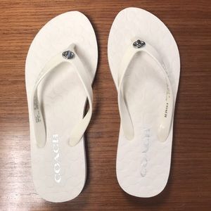 Never Worn Coach Women’s Abbigail White Sandal